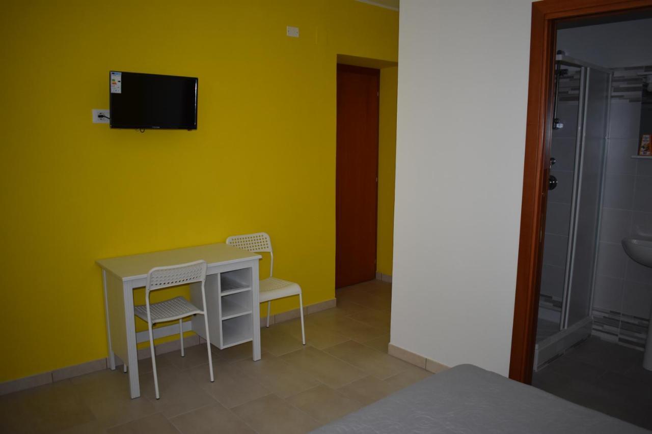 B&B Da Zio Peppe Чирелла Экстерьер фото