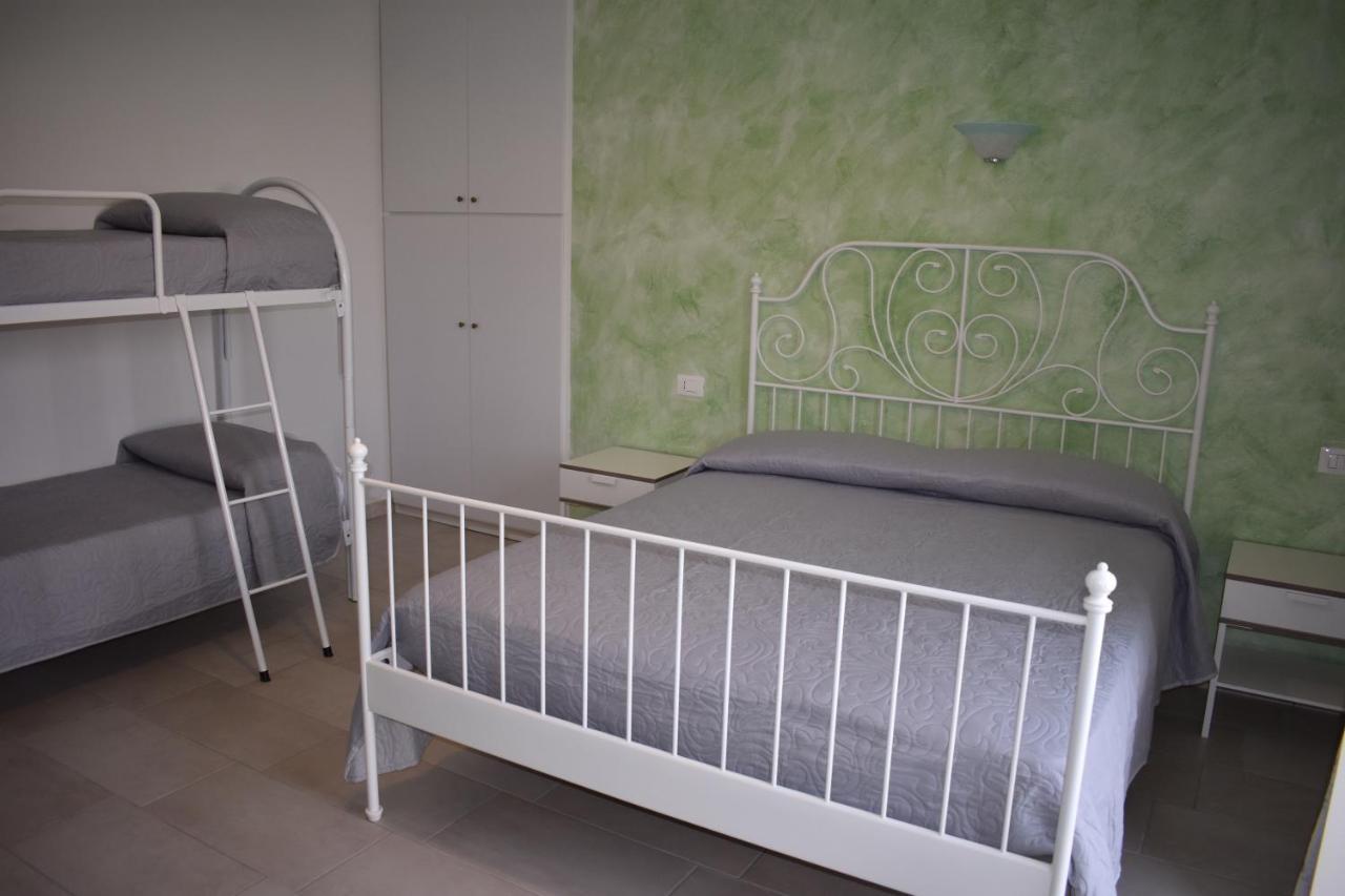 B&B Da Zio Peppe Чирелла Экстерьер фото
